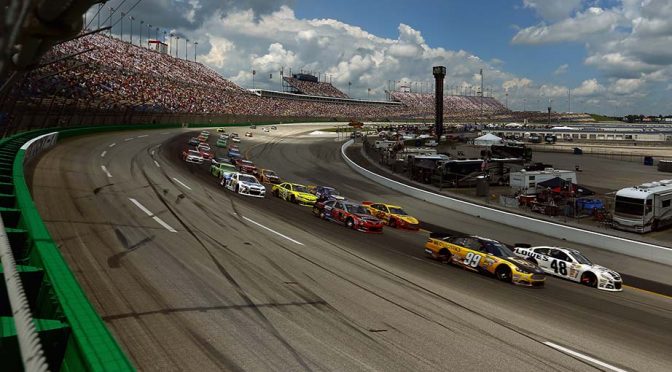 Live chat: Kentucky weekend