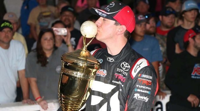 Kyle Busch wins 2017 Snowball Derby