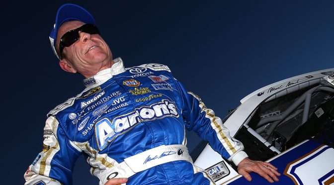 Featured Image for Martin edges Kahne for Phoenix pole