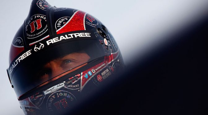 Harvick: '(Stewart) will stay strong and fight'