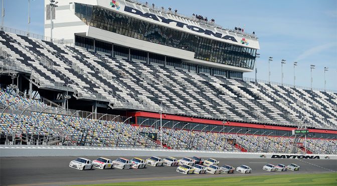 Featured Image for NASCAR Preseason Thunder rolls into Daytona