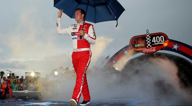 Rain postpones the Coke Zero 400