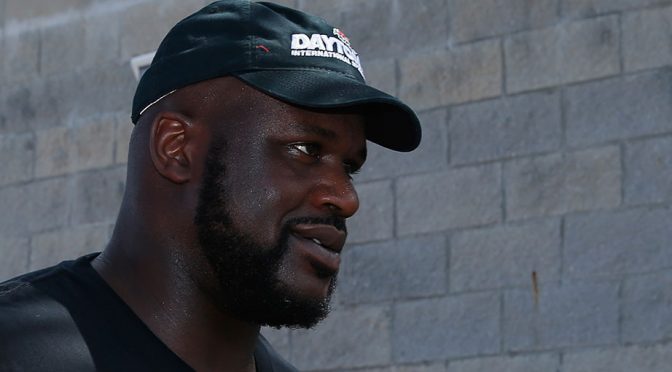 Featured Image for Shaq at Daytona: Danica's hot; Dwight's not
