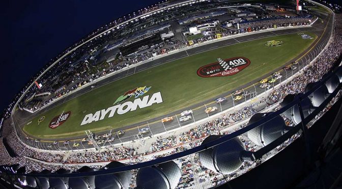 Live social updates from Daytona