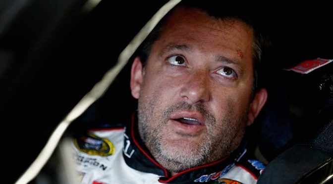 Stewart cancels plans to race on dirt
