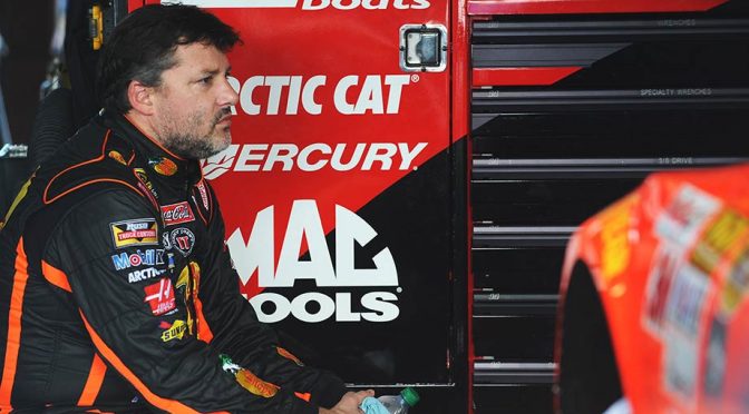 Grand jury: No charges against Tony Stewart