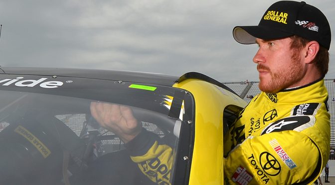 Featured image for Larson, Vickers fastest in Nationwide practices