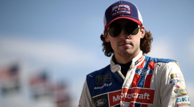 Ryan Blaney debuts new haircut before 2018 season