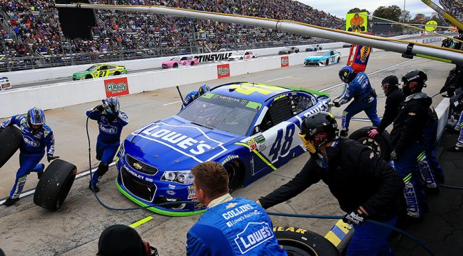 Featured Image for With new pit-stop rules in place, NASCAR teams in development mode