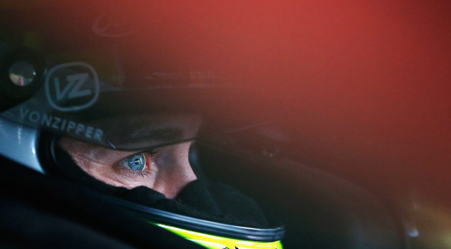 Kahne, Allgaier others return to the dirt in the Chili Bowl