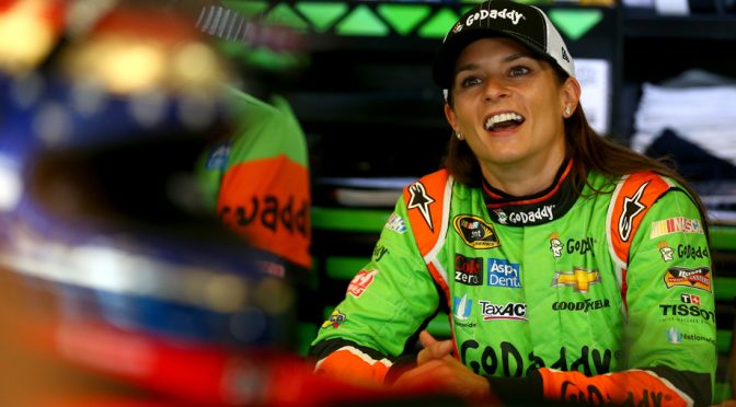 Danica Patrick’s paint scheme revealed for final Daytona 500