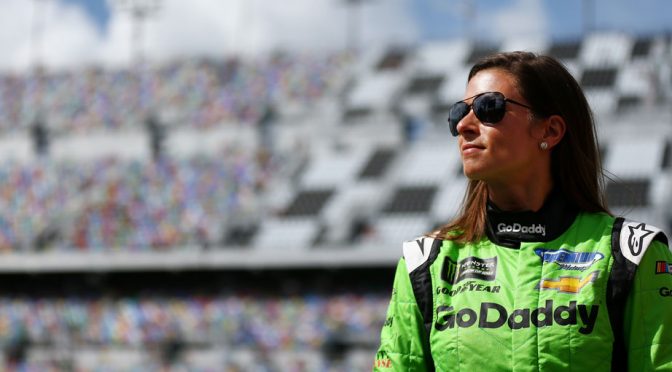 Report: NFL quarterback Aaron Rodgers to attend Daytona 500 as guest of Danica Patrick