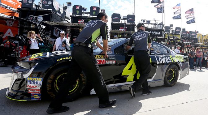Featured Image for Hendrick drivers search for speed in qualifying, practice