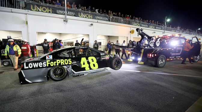 Featured Image for Teams go to Daytona 500 backup cars after Can-Am Duels wrecks