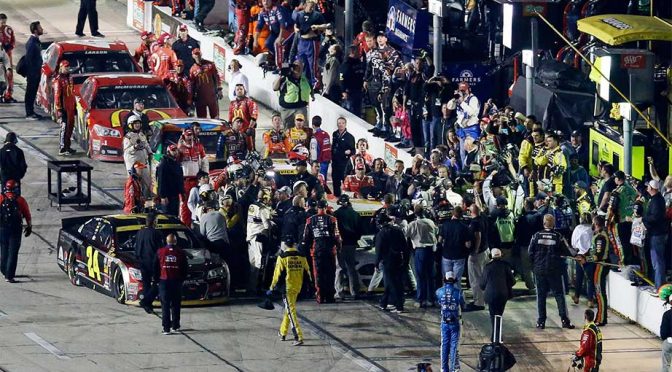 Kevin Harvick, Jeff Gordon recount 2014 Keselowski brawl