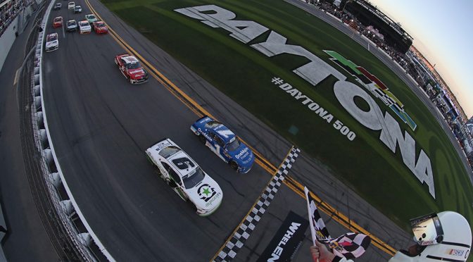 Tyler Reddick wins with .000 margin of victory in five overtimes at Daytona