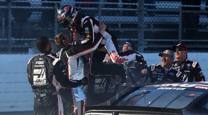 Clint Bowyer’s rejuvenated career springs championship hopes