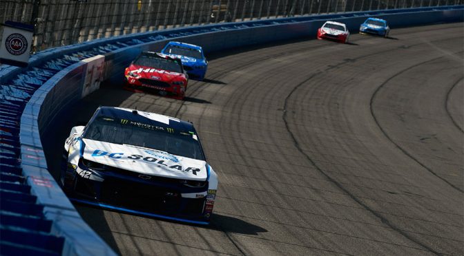 Featured Image for Kyle Larson rallies, thrills for second-place finish