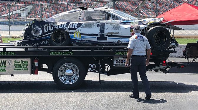 Featured image for McMurray wrecks hard in final Talladega practice