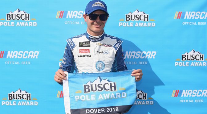 Kyle Larson soars to Busch Pole Award in Dover qualifying
