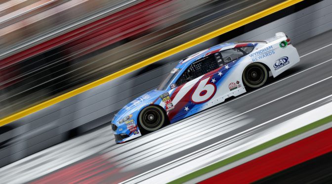 Kenseth tempers expectations in return to Charlotte
