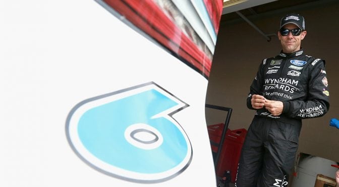 Matt Kenseth, Roush Fenway Racing add 10 races to 2018 schedule