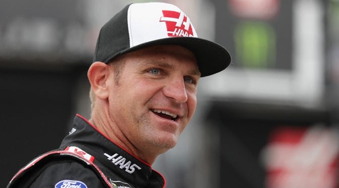 Clint Bowyer to honor Ned Jarrett with Darlington throwback look