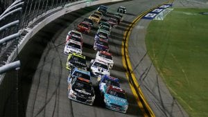 2017 Coke Zero 400 restart
