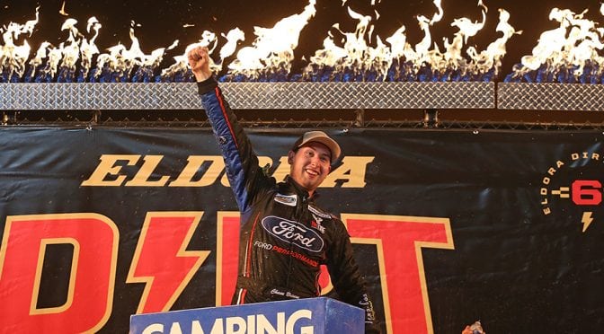 Featured image for Briscoe edges out Enfinger in thrilling finish at Eldora Dirt Derby