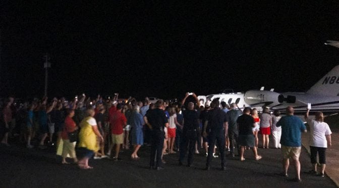 Chase Elliott given a hero’s welcome in Dawsonville
