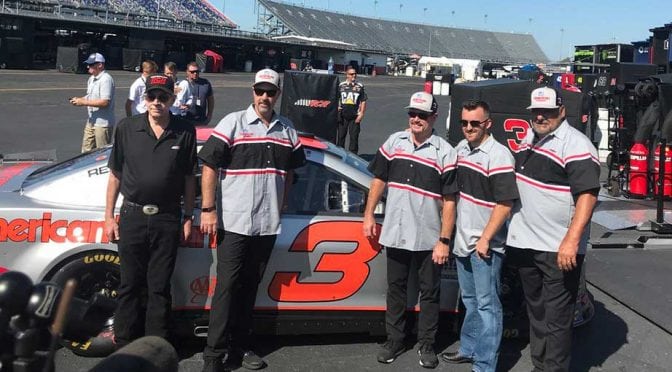 Featured image for Surprise! RCR goes full-blown old school, reveals No. 3 Silver Select scheme