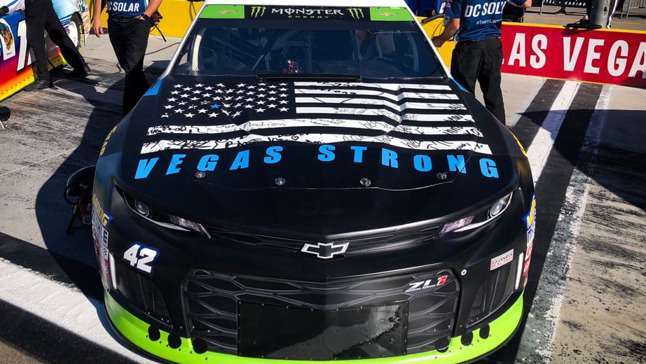 Larson paint scheme honors victims of Vegas shooting ...