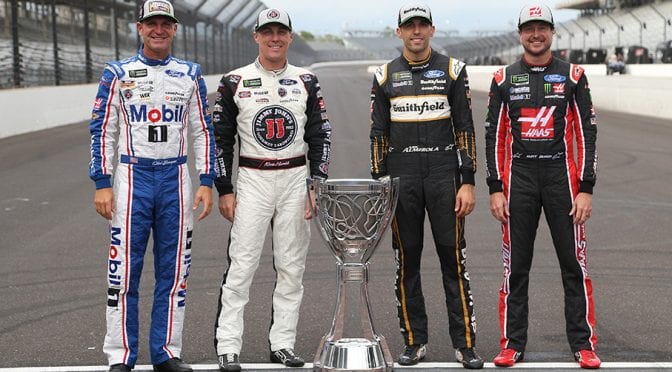 Featured image for Debate: Is the 2018 Stewart-Haas Racing organization among the best of all time?