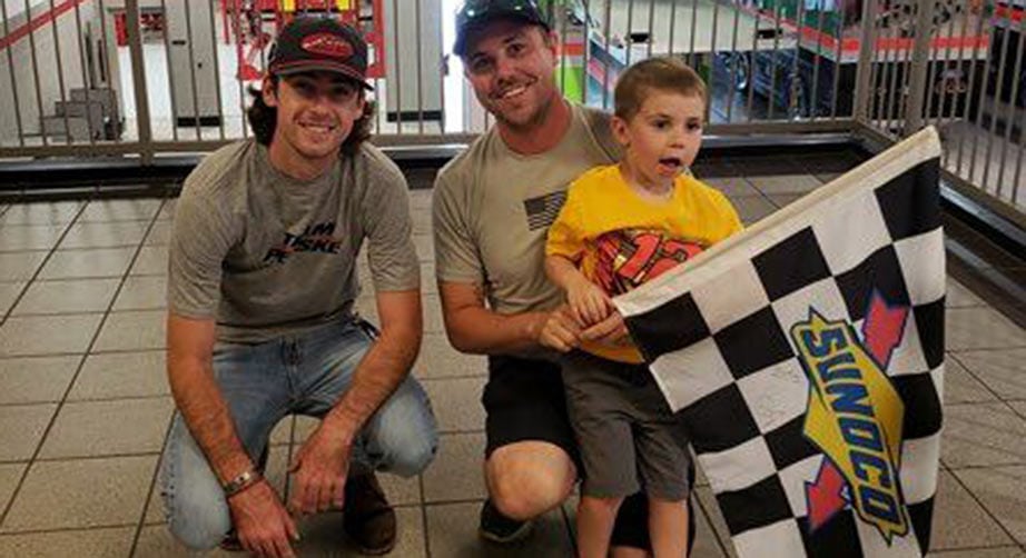 Ryan Blaney's checkeredflag gesture for 4yearold fan