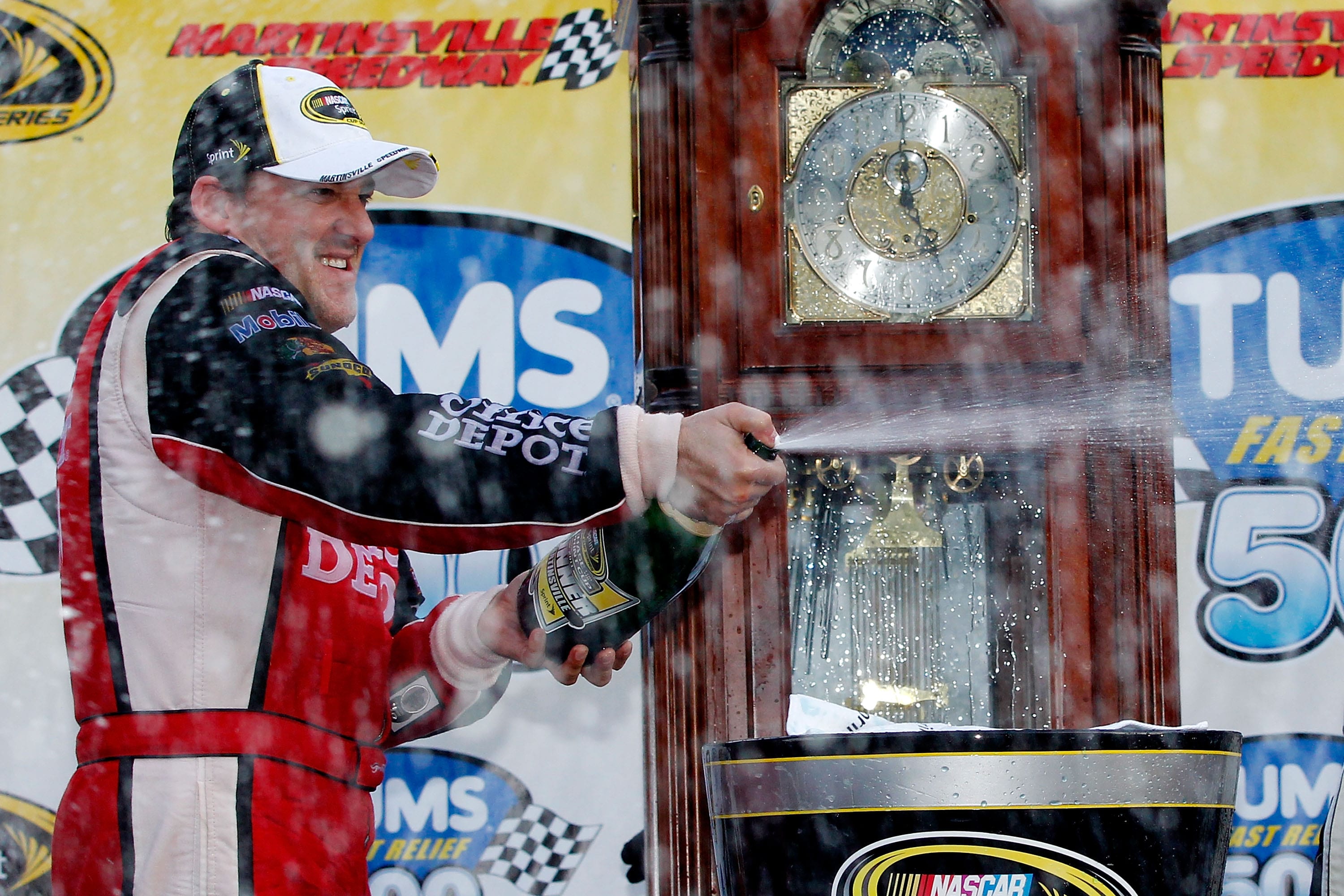 14 times the fall Martinsville winner won the championship NASCAR