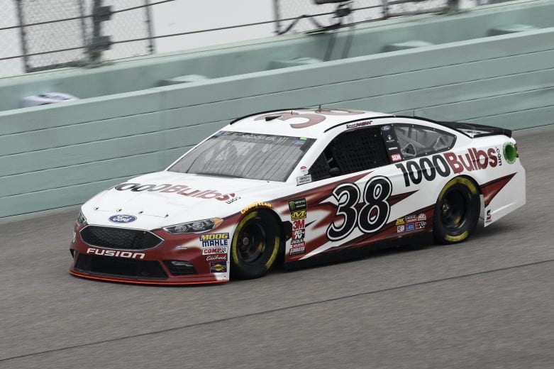 #38: David Ragan, Front Row Motorsports, Ford Fusion 1000Bulbs.Com