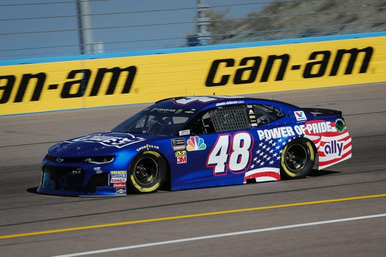 #48: Jimmie Johnson, Hendrick Motorsports, Chevrolet Camaro Lowe's Power of Pride