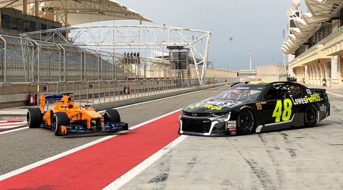 Featured Image for Championship swap: Jimmie Johnson, Fernando Alonso turn laps together