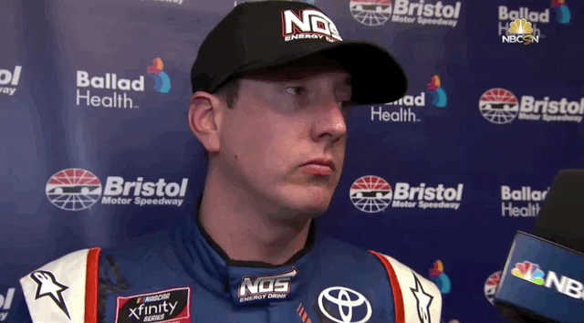 2018 Nov26 Steveluvender Gifs 25 Kyle Busch Thumbs Up Sarcastic