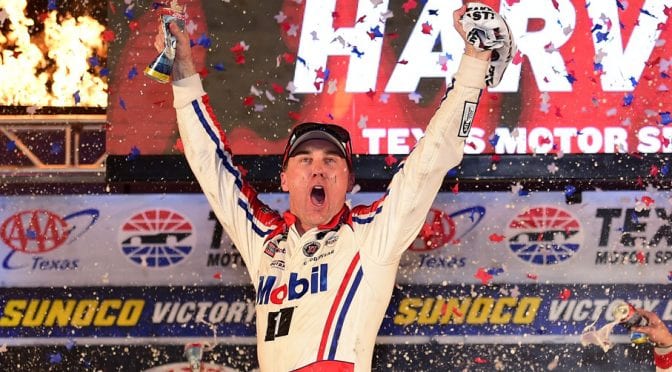 Kevin Harvick dominates in Texas win; headed to Miami