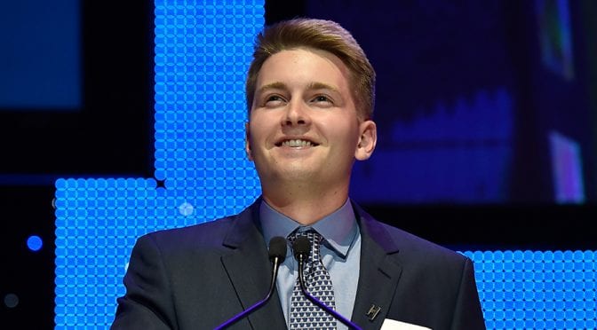 William Byron wins Rookie of the Year, turns 21 in Las Vegas | NASCAR.com