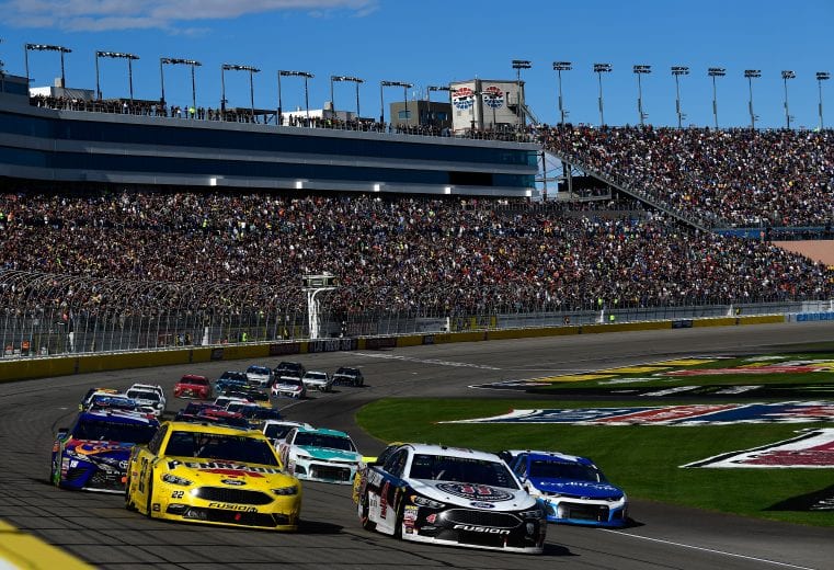 LAS VEGAS, NV - MARCH 04:  Kevin Harvick, driver of the #4 Jimmy John's Ford, and Joey Logano, driver of the #22 Pennzoil Ford, lead the field during the Monster Energy NASCAR Cup Series Pennzoil 400 presented by Jiffy Lube at Las Vegas Motor Speedway on March 4, 2018 in Las Vegas, Nevada.  (Photo by Robert Laberge/Getty Images) | Getty Images