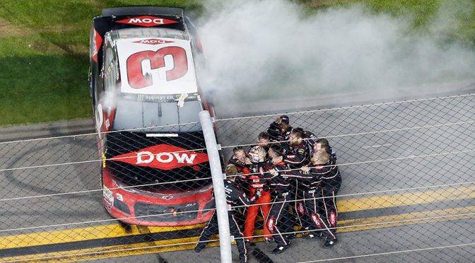 FOX’s first 2019 Daytona 500 ad captures legends theme