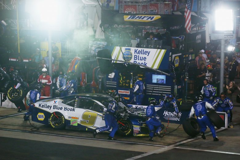 BRISTOL, TN - AUGUST 18:  Chase Elliott, driver of the #9 Kelley Blue Book Chevrolet, pits during the Monster Energy NASCAR Cup Series Bass Pro Shops NRA Night Race at Bristol Motor Speedway on August 18, 2018 in Bristol, Tennessee.  (Photo by Sarah Crabill/Getty Images) | Getty Images