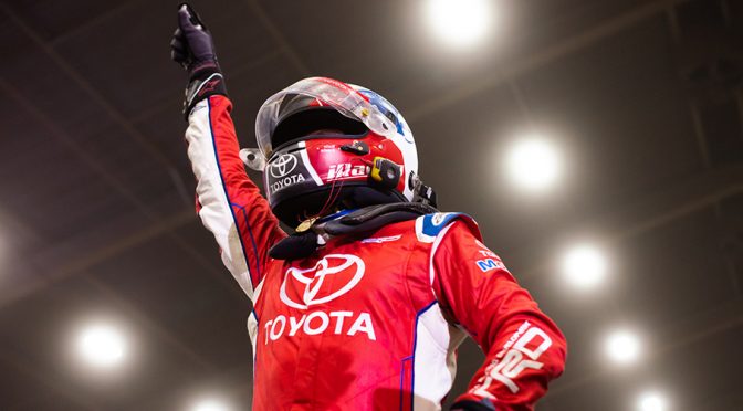 Featured image for Three times! Christopher Bell outduels Kyle Larson for 2019 Chili Bowl victory
