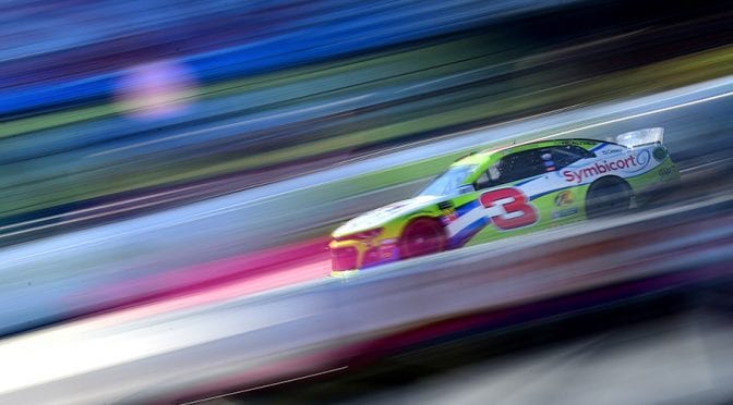 NASCAR fines four crew chiefs for lug-nut violations at Martinsville