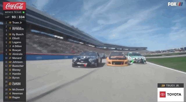 Kyle Busch takes brother, Harvick three-wide in the grass