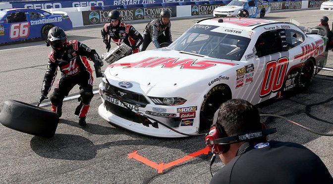 Two Xfinity Series crew chiefs fined for lug nut violations at New Hampshire
