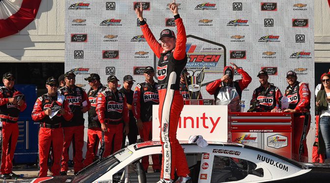 Bell earns first road-course win at Road America