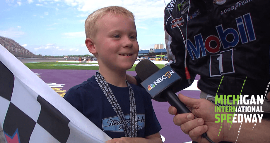 Harvick and son Keelan do burnout, make more Michigan memories | NASCAR.com